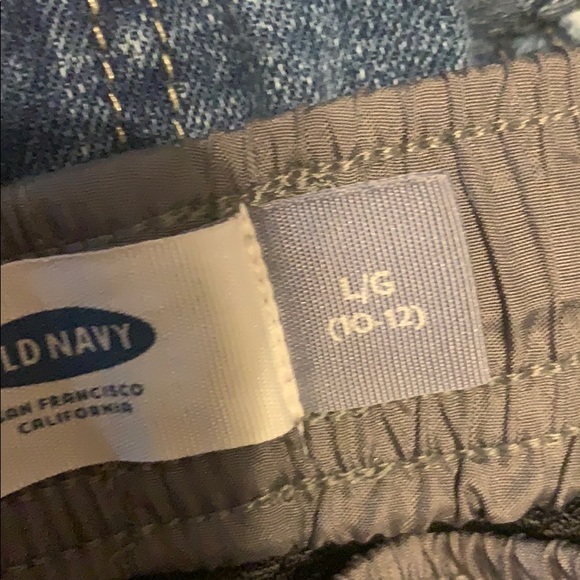 Boys jeans slim and a pair of jogger pants - Picture 2 of 4